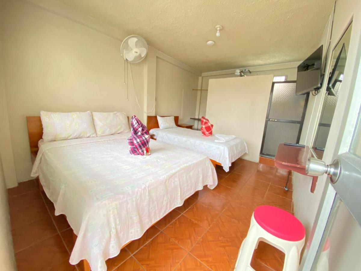 Historico Hostal Elizabeth 푸에르토아요라 외부 사진